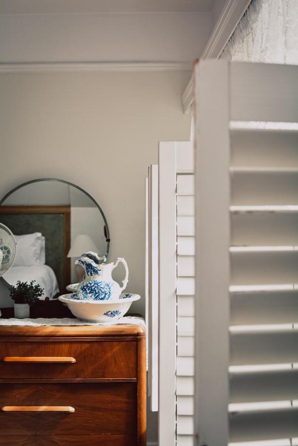 Hill Road Manor Bed & Breakfast Grand Falls Windsor